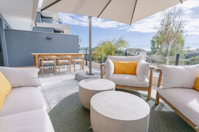 zc6r6nav7bk2-5bd7b9d04b45e33852eaf0ec6670150d