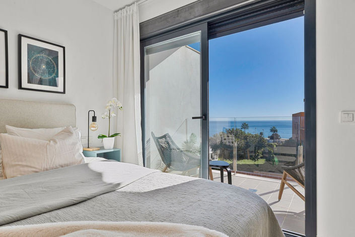 Image No.12-3 Bed Townhouse for sale