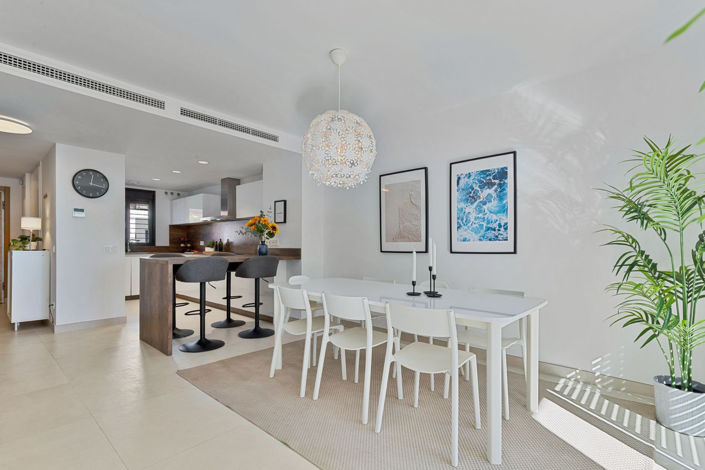 Image No.8-3 Bed Townhouse for sale