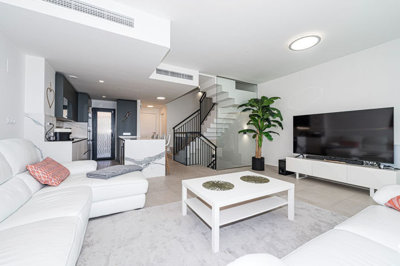 fnxjqodhvaq10-bb915d1cb19341576dcdc994b81ab9c