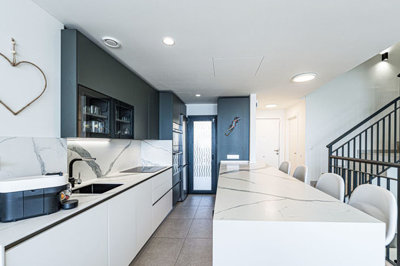 m4h7npolls811-20939a0134ad724a8cb2a801094d15a