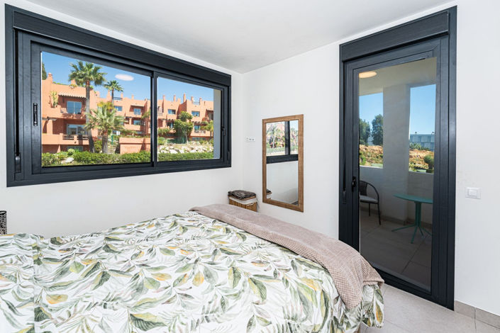 Image No.21-4 Bed Townhouse for sale