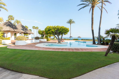 jen11xfwlja1-7980e48d732b6fc85c14b43b94d2aa54