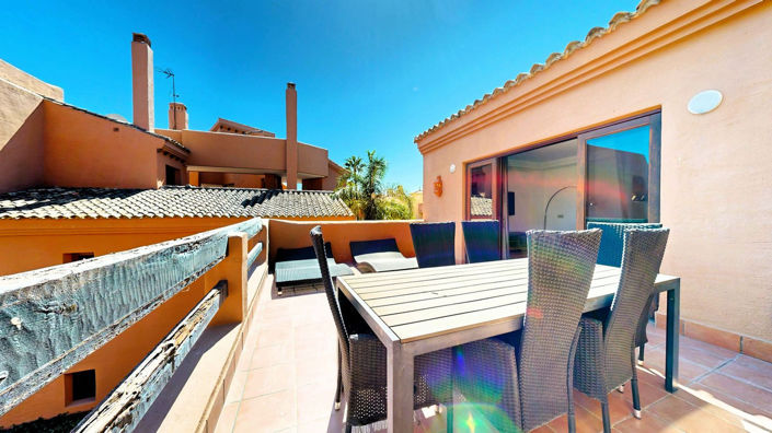 Image No.8-Appartement de 2 chambres à vendre à Estepona