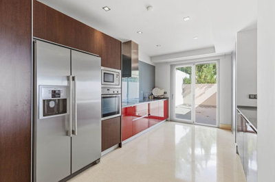 guvd5fmu75u5-3595ad71cbd87be6c3643a4285ef4791