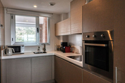 ue77uvv6zck6-241328e1bcc9c0d8ce1222beb6c967a8