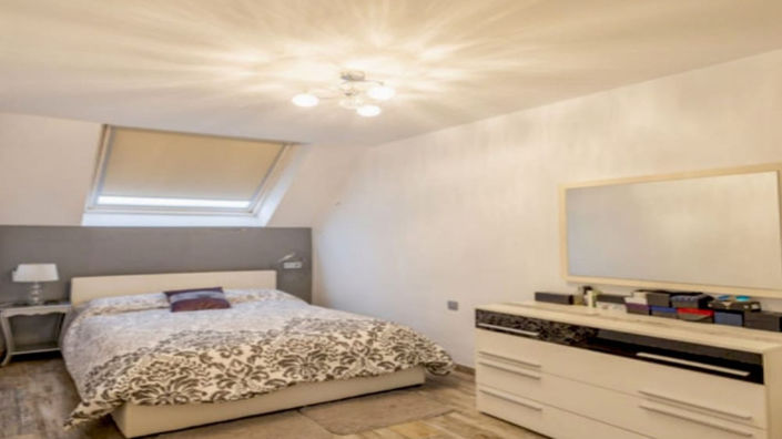 Image No.7-Villa de 4 chambres à vendre à Estepona