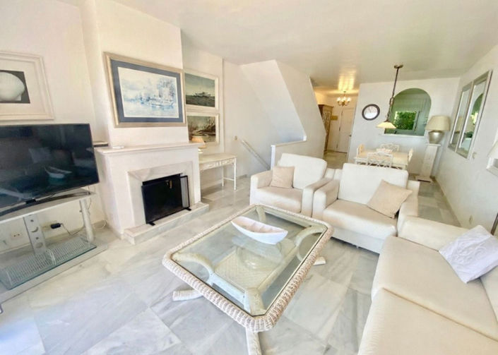 Image No.7-Maison de ville de 5 chambres à vendre à Estepona