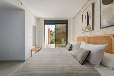 al3ru882u710-bb915d1cb19341576dcdc994b81ab9c5