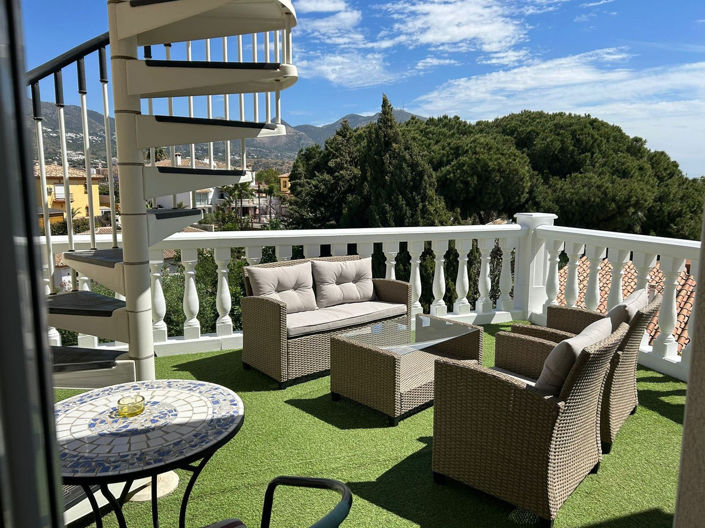 Image No.8-8 Bed Villa for sale