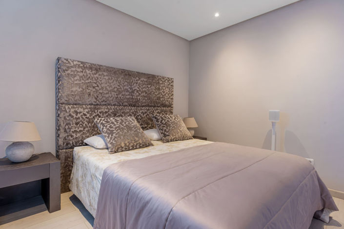 Image No.20-5 Bed Townhouse for sale