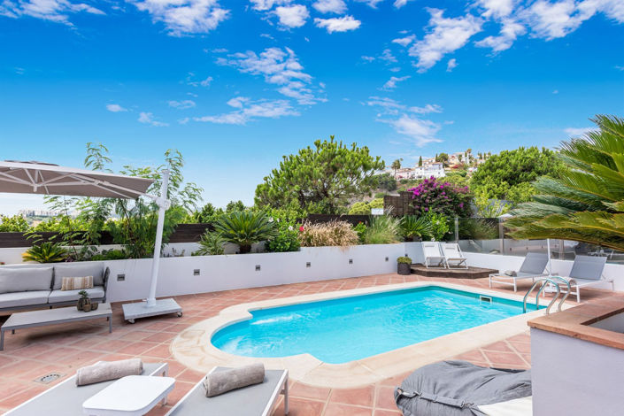 Image No.3-5 Bed Townhouse for sale