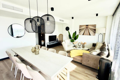 vl1dk2p4q44-c23c0f86247804fa50226aecd8b0b2c8