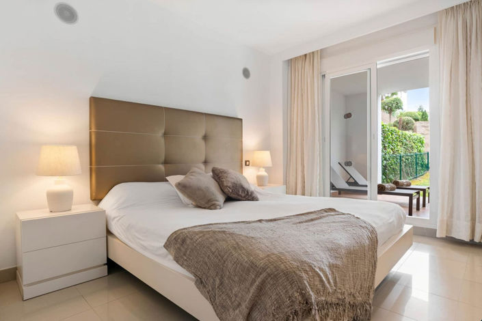 Image No.16-2 Bed Apartment for sale