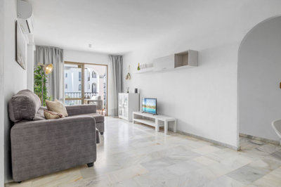 uh5xutxurqc5-3595ad71cbd87be6c3643a4285ef4791