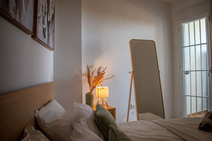 Image No.12-2 Bed Apartment for sale