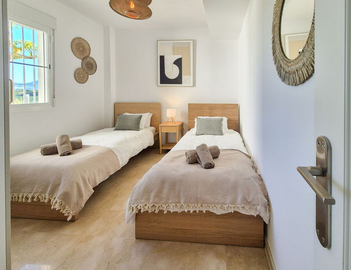 Image No.13-2 Bed Apartment for sale