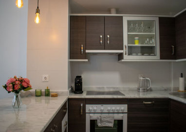 kav8py8r1x7-aa4cc561180b369757c0bb4af9886cd3