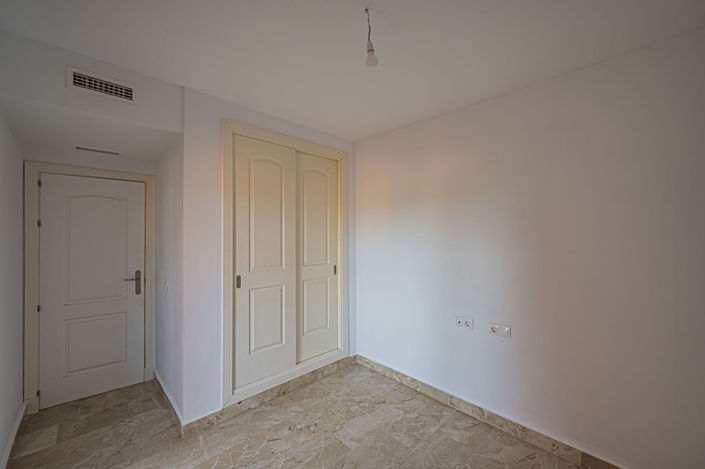 Image No.12-3 Bed Penthouse for sale