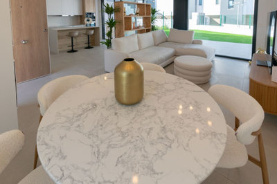 c9dzdc6khr20-d1f7658cbe4ba6cd8666fec30fba80ad