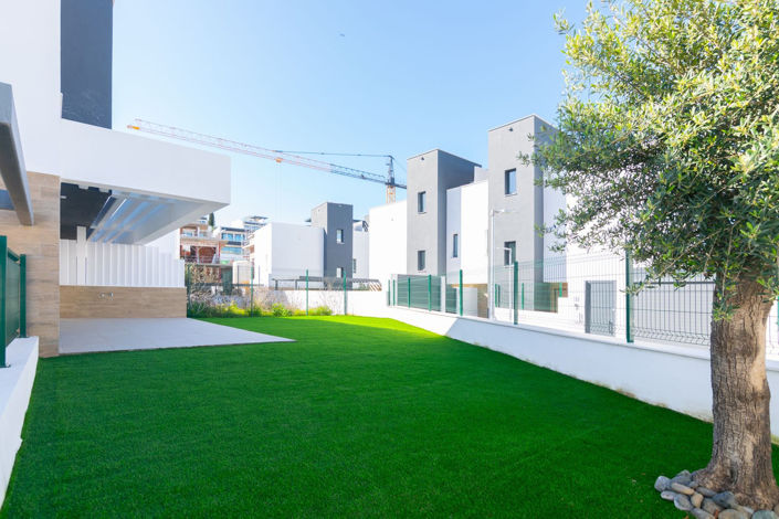 Image No.4-Maison de ville de 4 chambres à vendre à Malaga