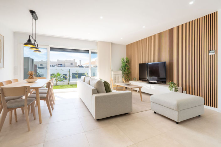 Image No.9-4 Bed Townhouse for sale