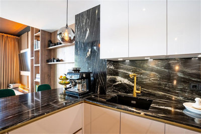 veqly3z0up12-53013098fcab6c38b1379cd33298e050