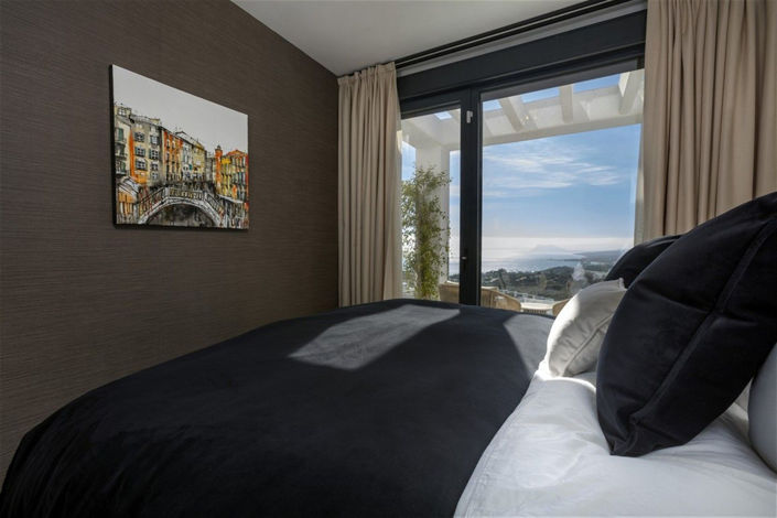 Image No.16-3 Bed Townhouse for sale