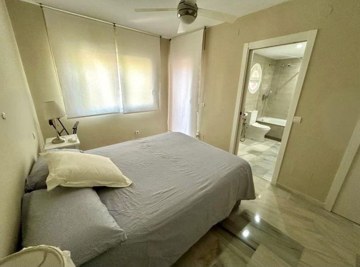 Image No.9-4 Bed Townhouse for sale