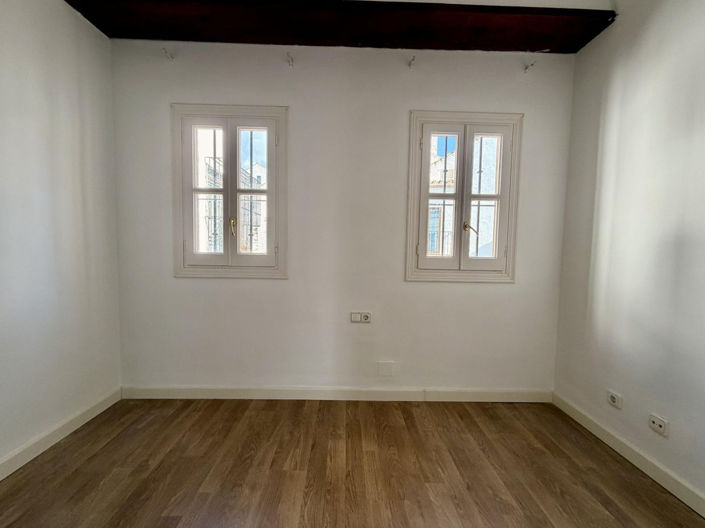 Image No.13-3 Bed Townhouse for sale