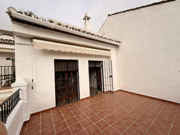 94y182dmnwc18-cc72f169493c096e712837ff5d8b6e4