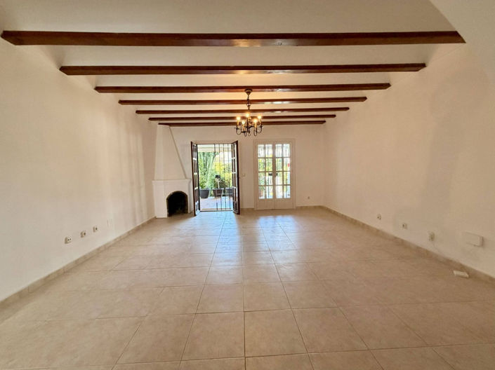 Image No.7-3 Bed Townhouse for sale