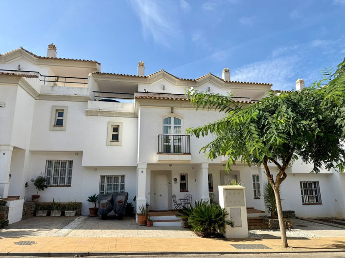 Image No.3-4 Bed Townhouse for sale