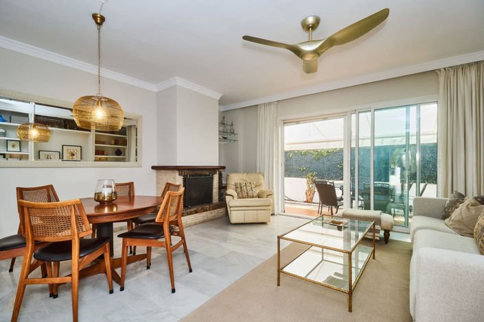 Image No.8-3 Bed Townhouse for sale