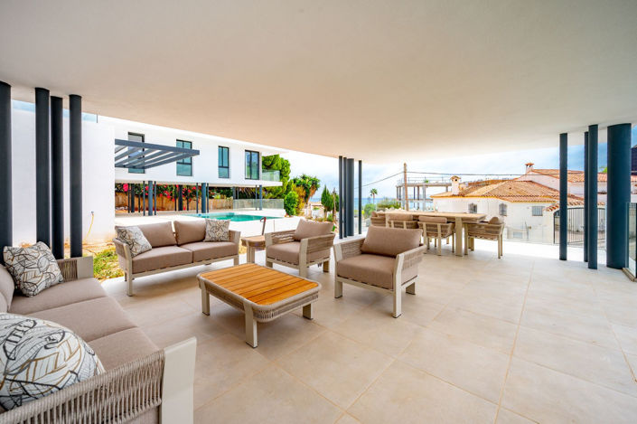 Image No.9-4 Bed Villa for sale