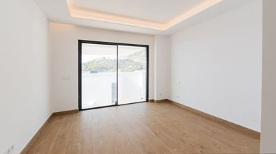 t4z7iu8h9ga35-53608d01401493ba18e370483616056