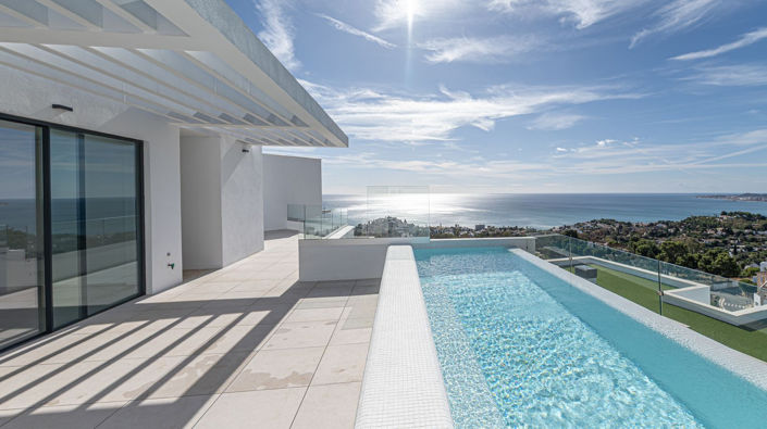 Image No.3-Villa de 4 chambres à vendre à Benalmadena