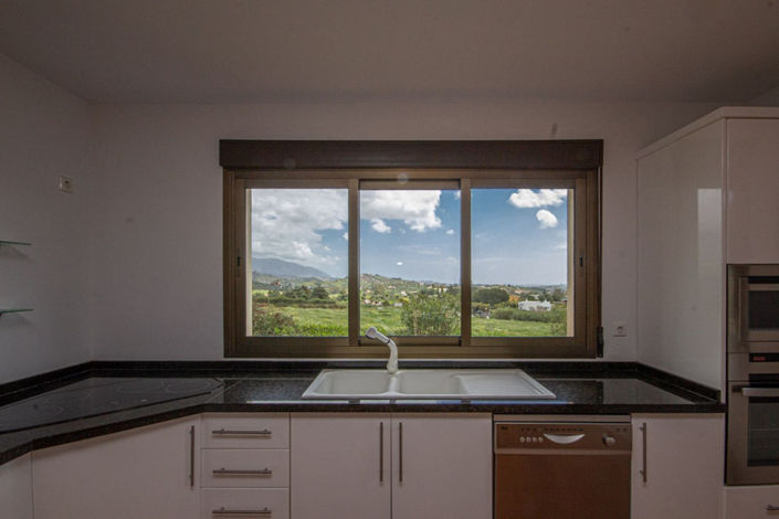 Image No.12-3 Bed Villa for sale