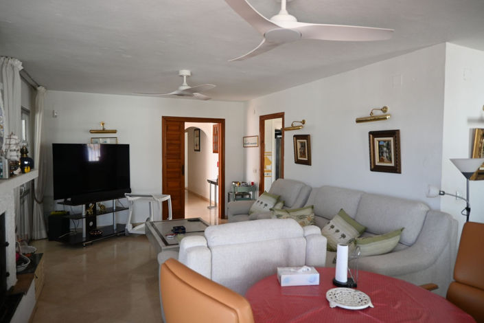 Image No.4-4 Bed Villa for sale