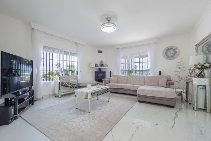 Image No.7-3 Bed Villa for sale