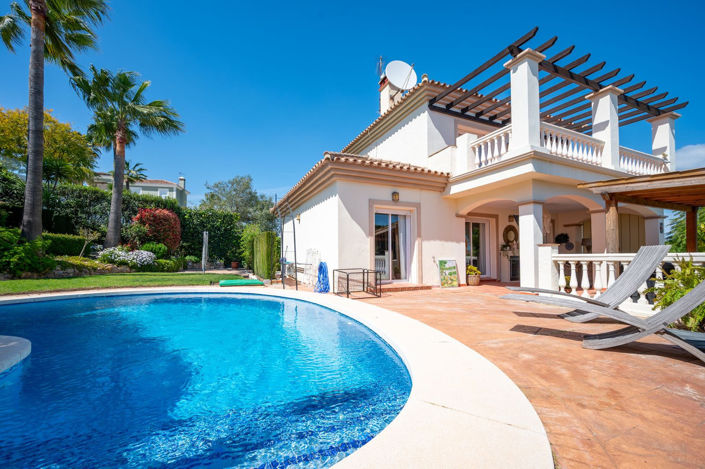 Image No.2-3 Bed Villa for sale