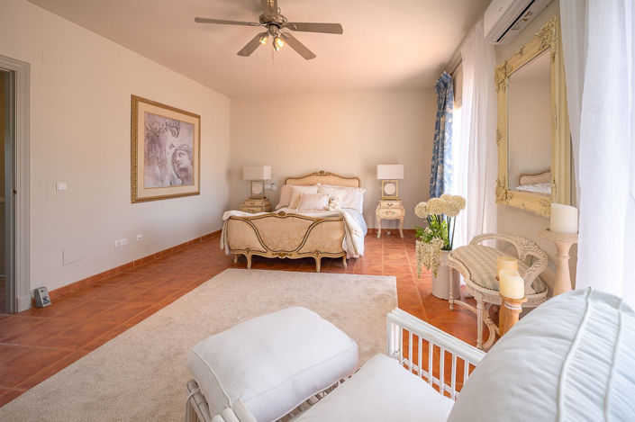 Image No.24-3 Bed Villa for sale