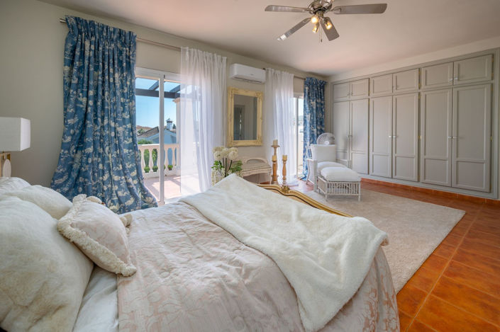 Image No.26-3 Bed Villa for sale