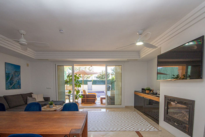 Image No.11-4 Bed Townhouse for sale