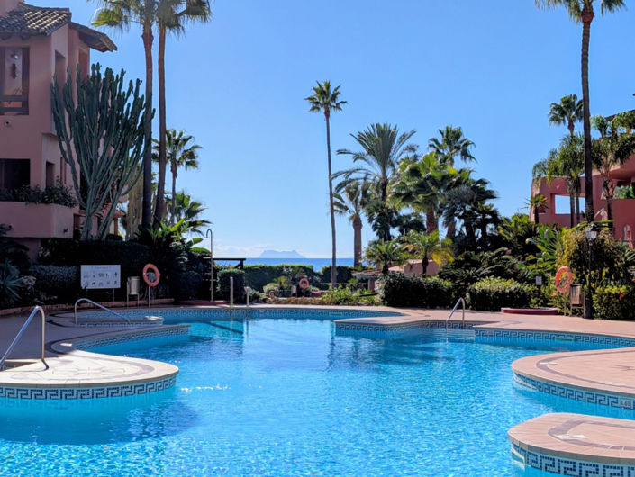 Image No.3-Penthouse de 3 chambres à vendre à Estepona