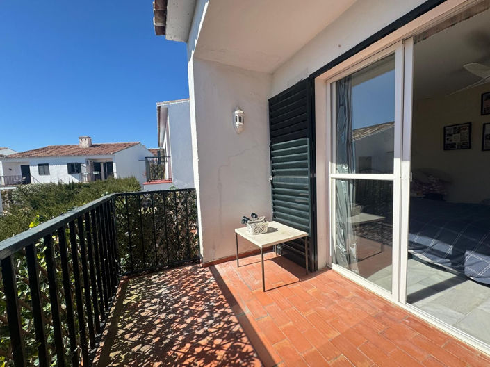 Image No.6-3 Bed Townhouse for sale