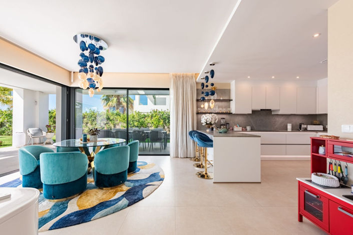 Image No.13-7 Bed Villa for sale