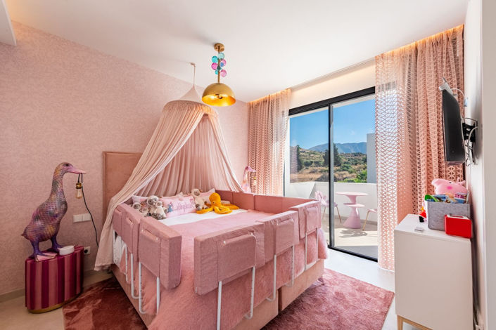 Image No.18-7 Bed Villa for sale