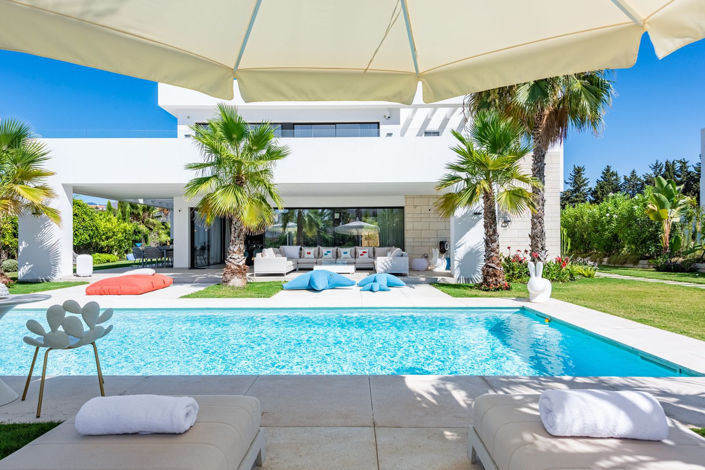 Image No.2-7 Bed Villa for sale