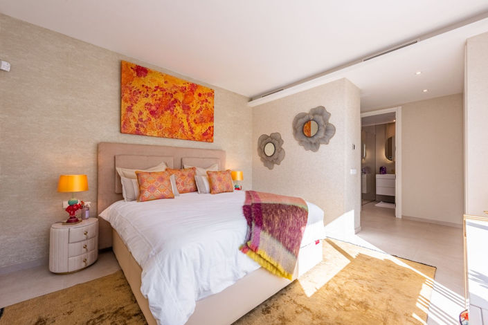 Image No.21-7 Bed Villa for sale